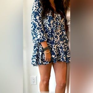 FREE PEOPLE RUFFLE BLUE AND WHITE FLORAL MINI DRESS SIZE XS